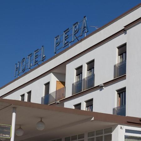 Hotel Pepa Villafranca de Ebro Ngoại thất bức ảnh